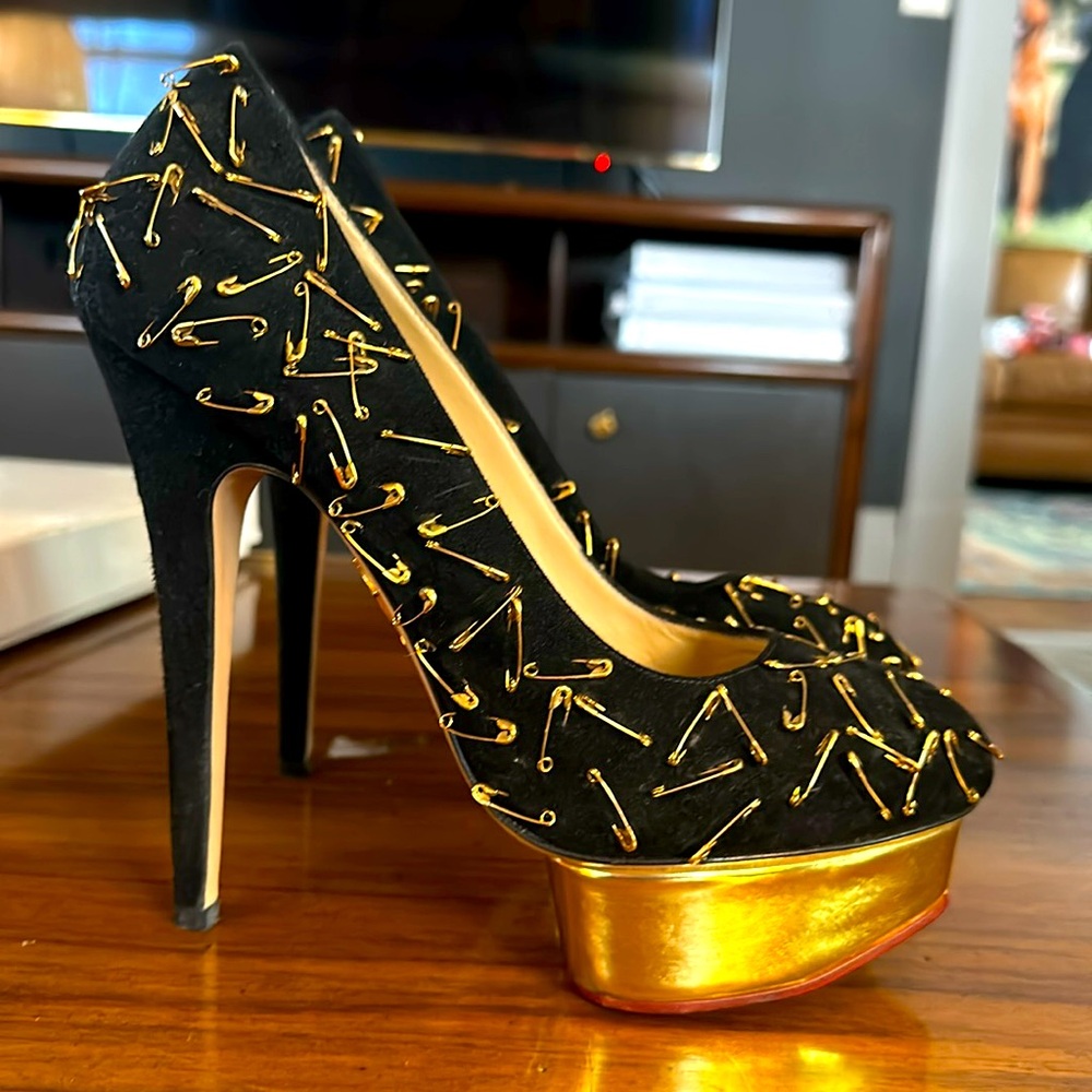 Charlotte Olympia x Tom Binns Suede Gold Safety Pin Platform Heels EU 38.5